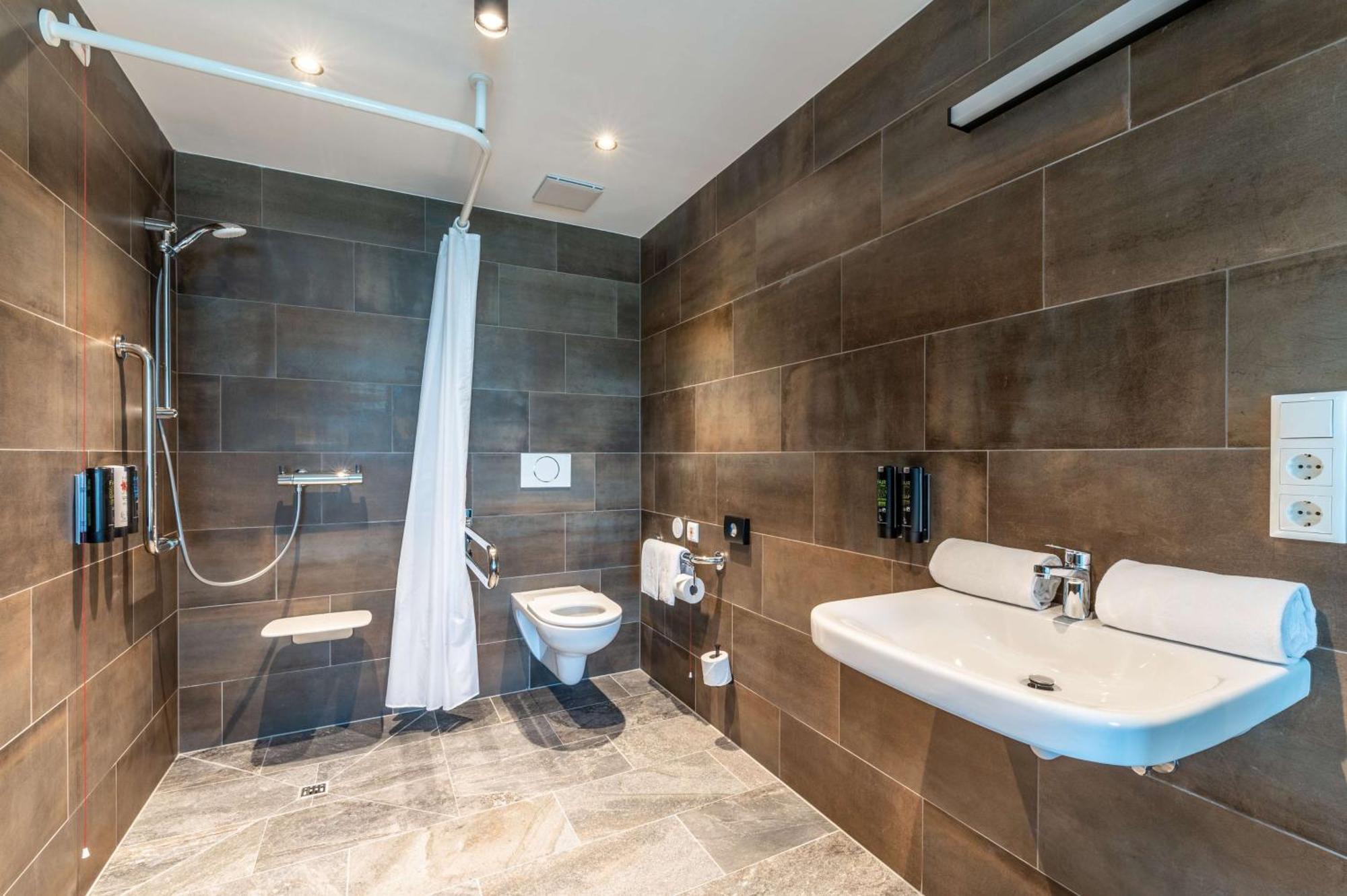 Aiden By Best Western Stadtgut Hotel Steyr - Free Parking Екстериор снимка