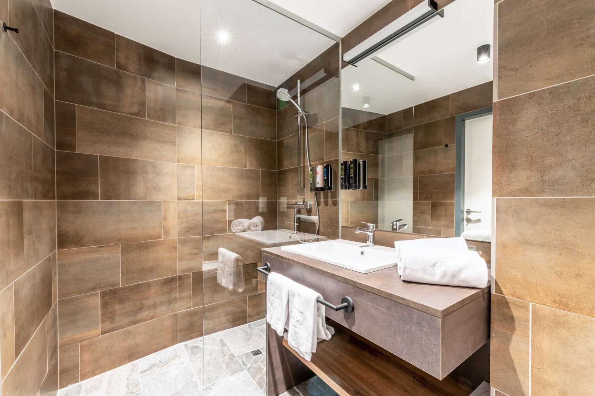 Aiden By Best Western Stadtgut Hotel Steyr - Free Parking Екстериор снимка